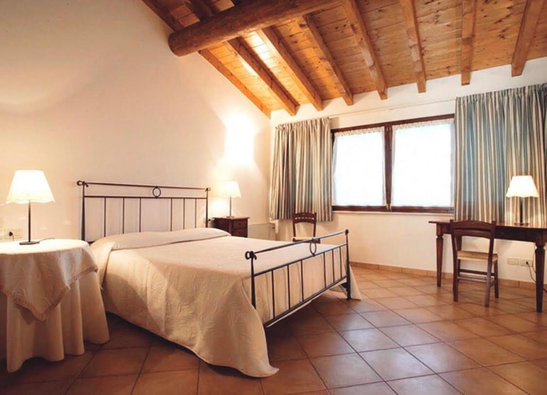Agriturismo Bitturelli Ponti sul Mincio Buitenkant foto
